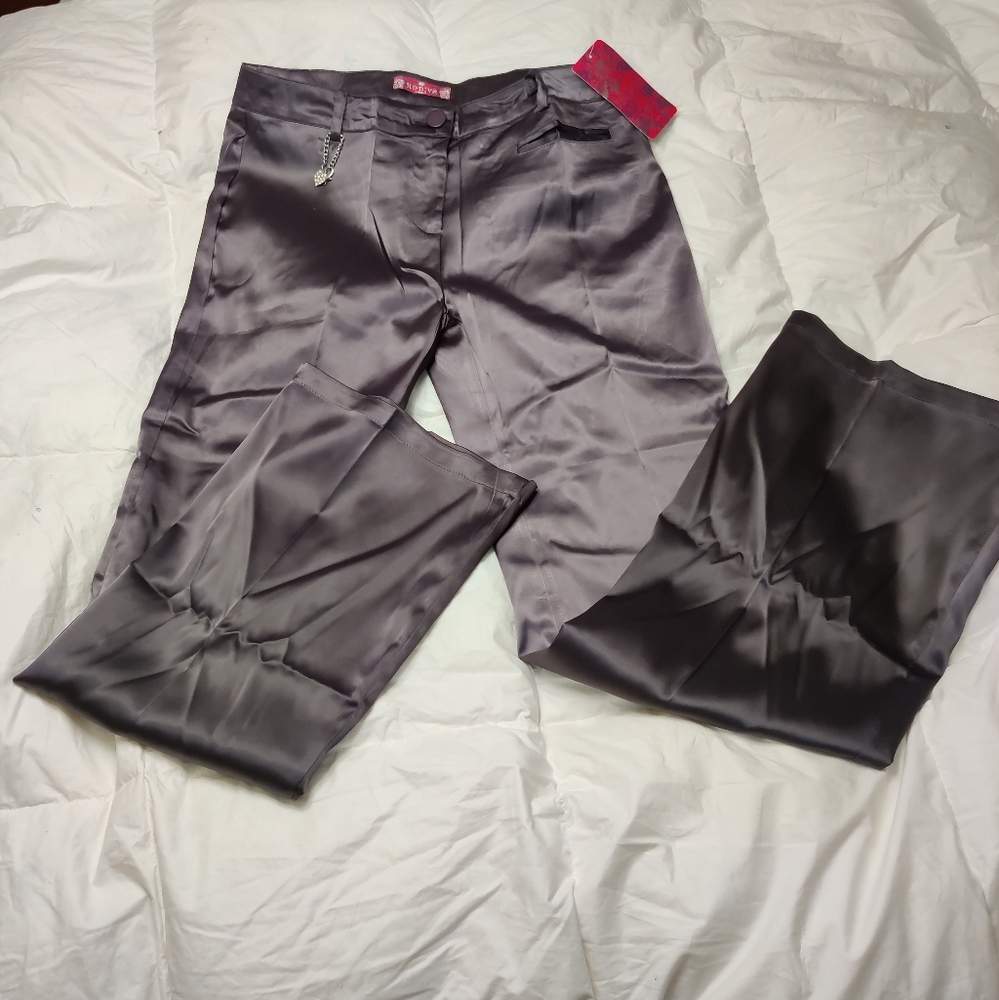 Modiva shiny bootleg grey pants BNWT'S